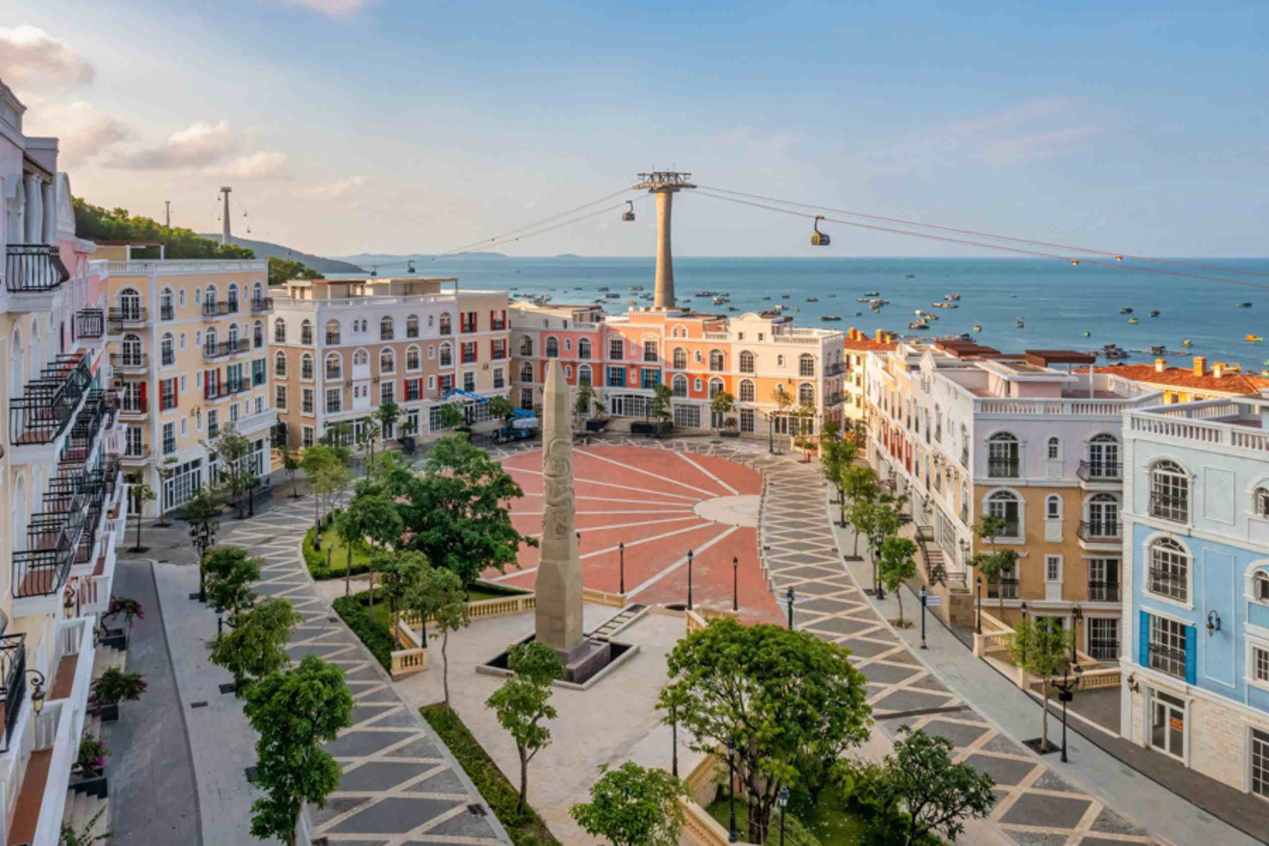 手機掛繩帶著走、零錢小鈔分開放!把這幾招安全守則記下來,讓你的越南之旅順心又平安。