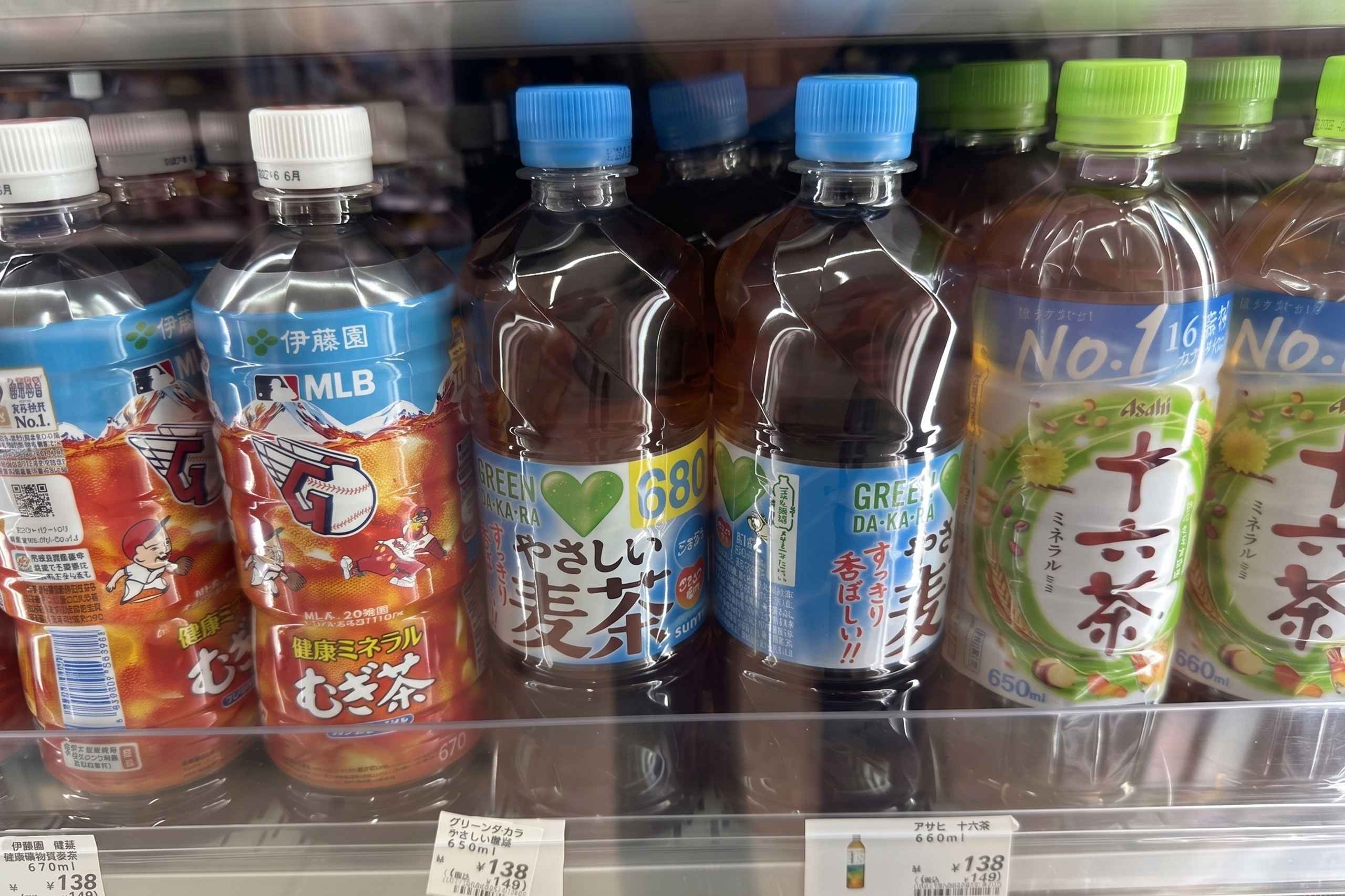 三得利麥茶（ やさしい麦茶）。（圖片來源：五福旅遊）