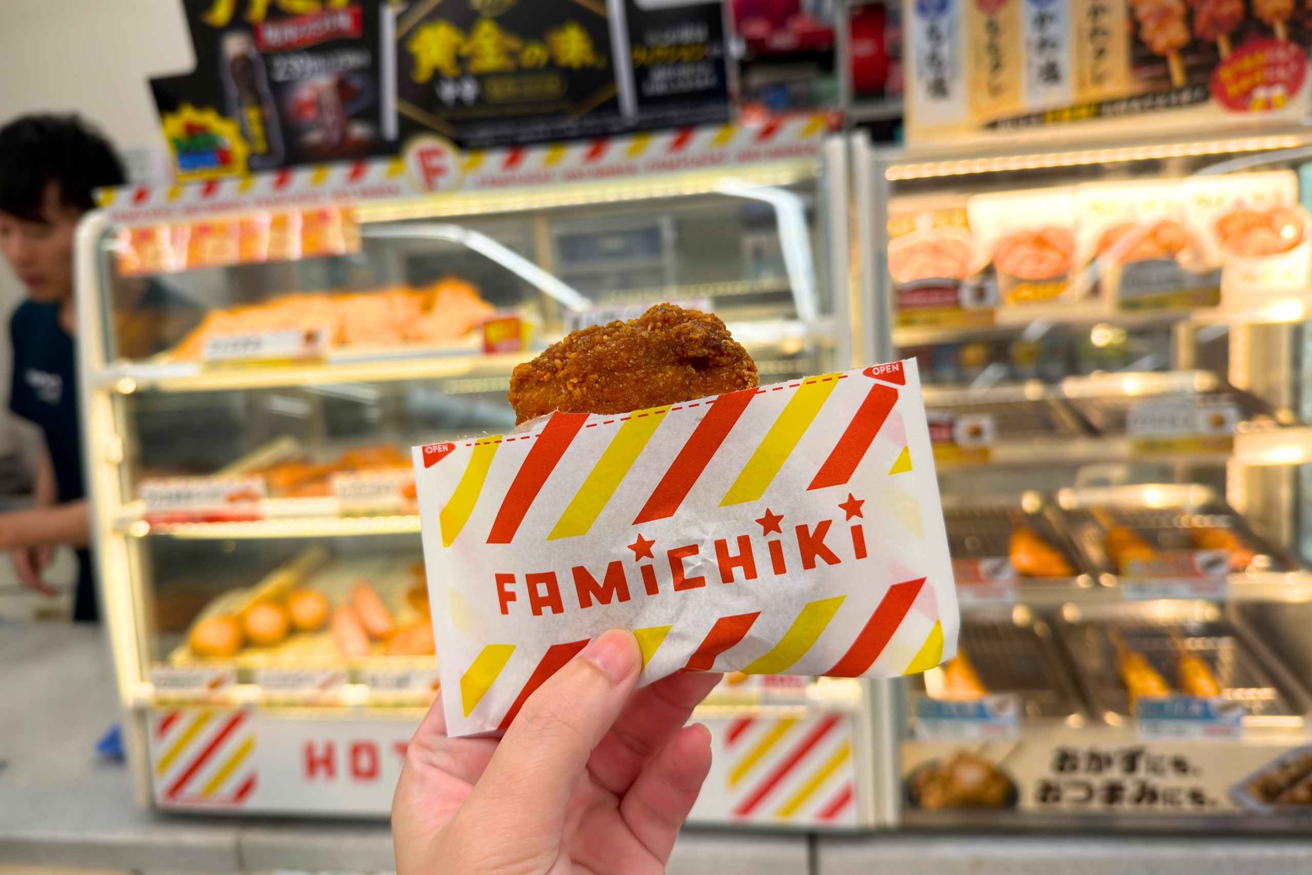 日本全家Famichiki(ファミチキ)炸雞。(圖片來源:五福旅遊)